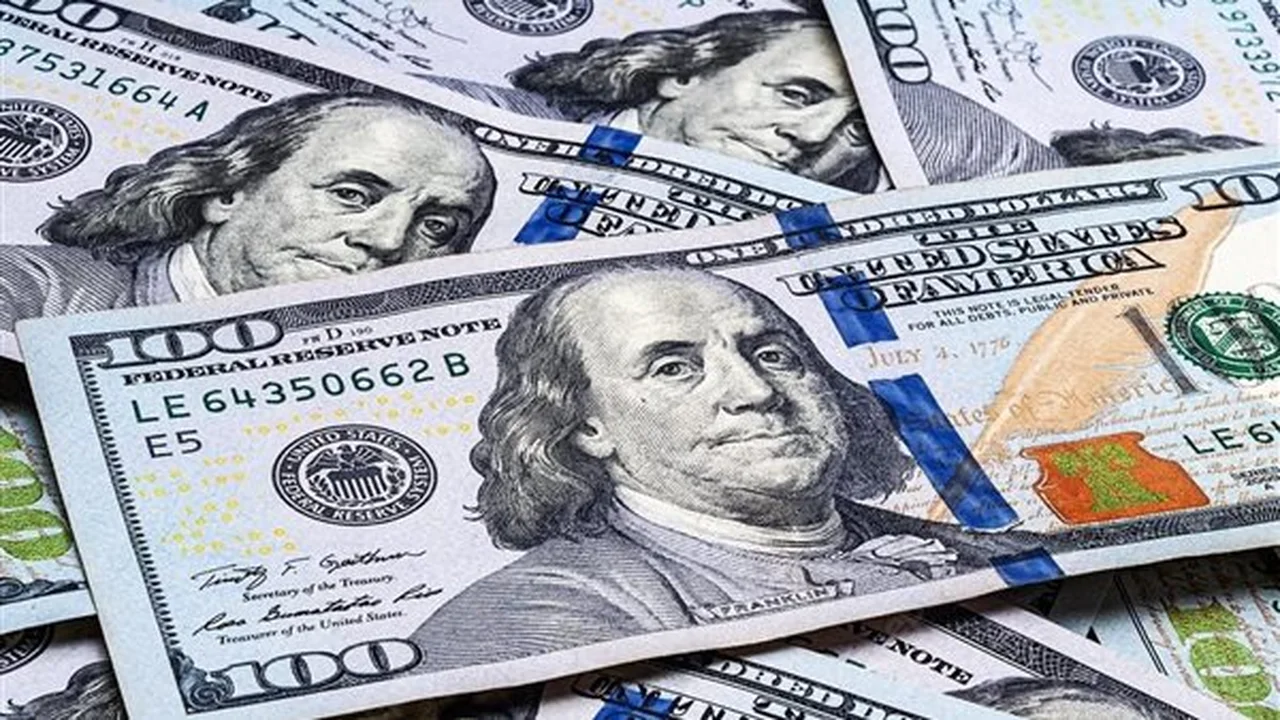 تغيرات أسعار صرف الدولار مقابل الجنيه في البنوك الحكومية والخاصة اليوم